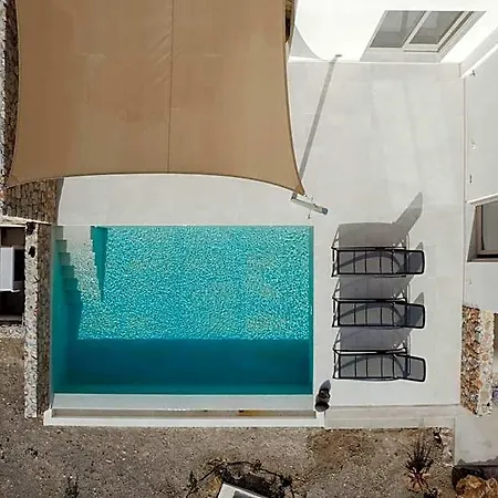 Rizes Santorini With Private Pool Hotel Perissa (Santorini)