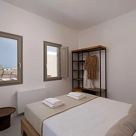 Hotel Rizes Santorini With Private Pool